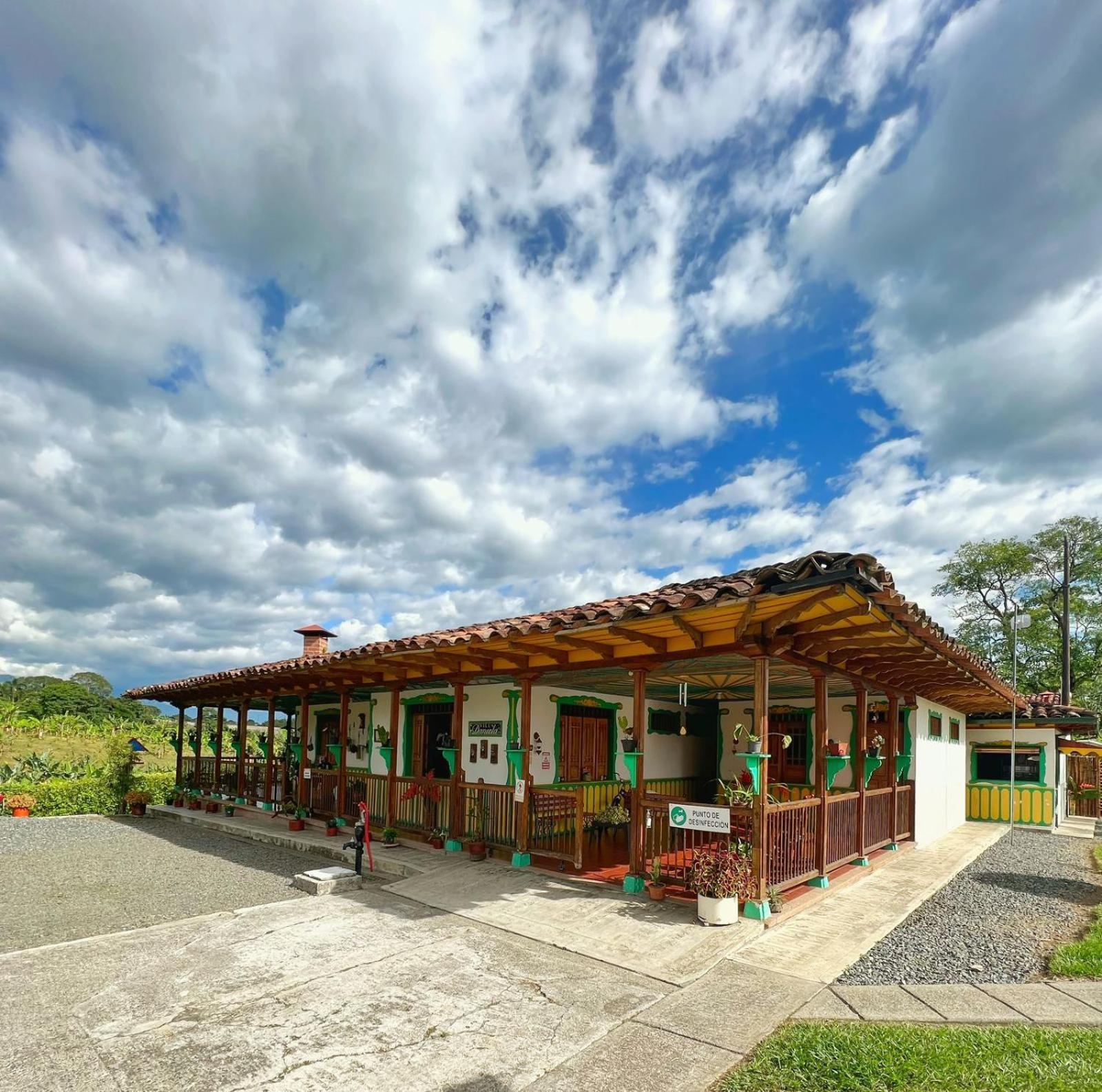 Hotel Casa Lemar Quimbaya Exteriér fotografie